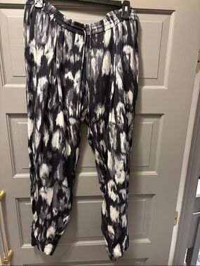 Haute Hippie Abstract Print Joggers